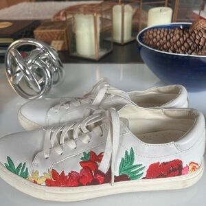 Kenneth Kole flower sneakers